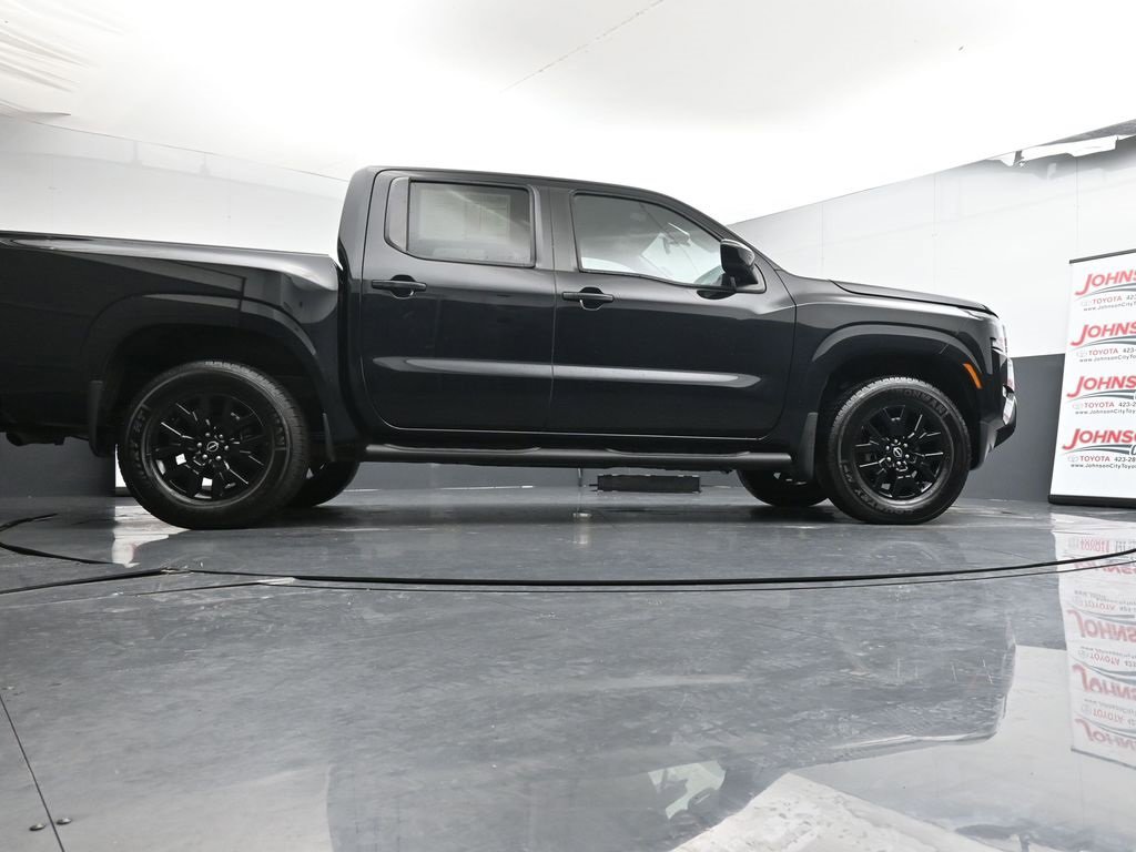 Used 2023 Nissan Frontier SV w/ Midnight Edition Package image 38
