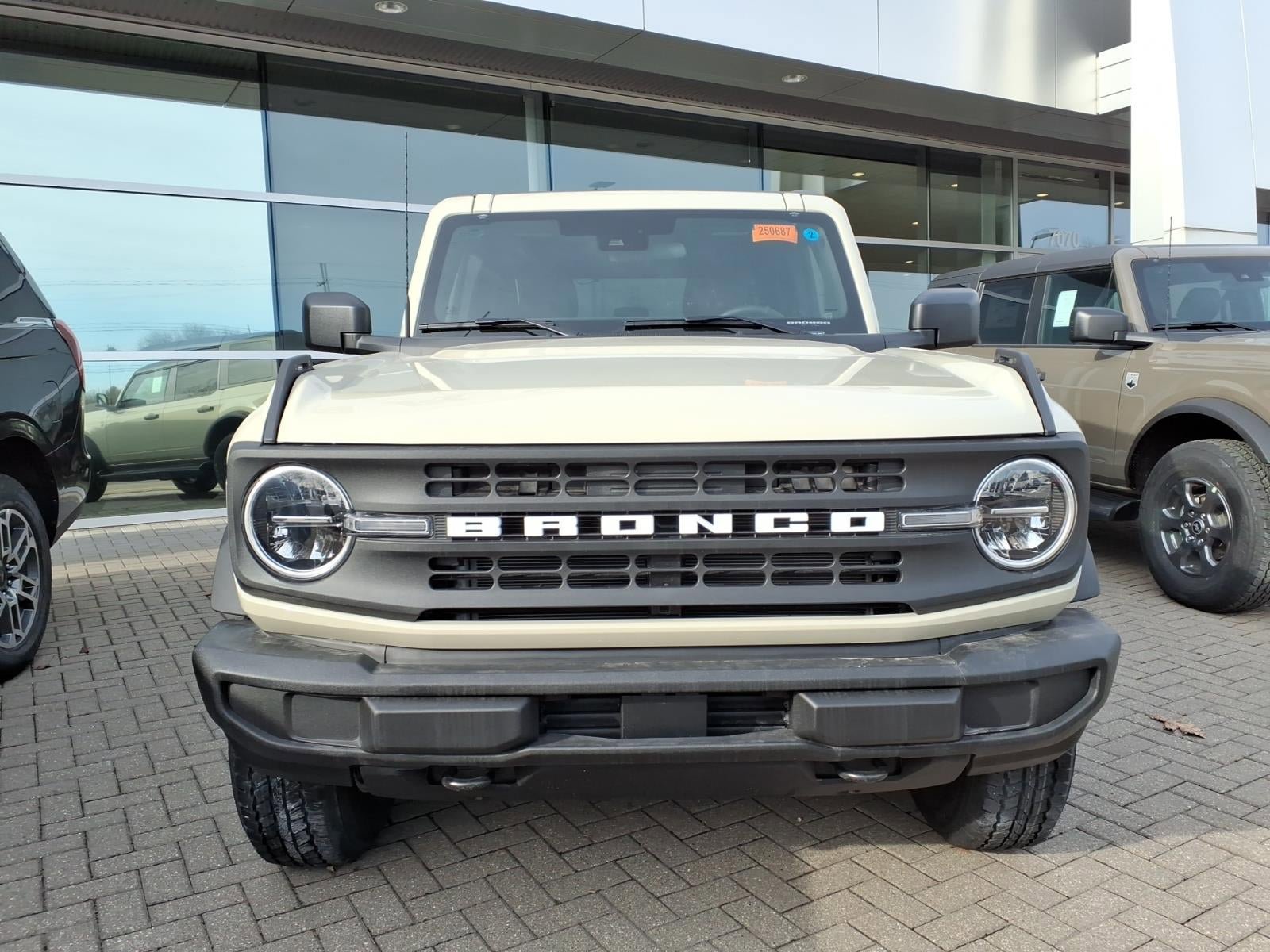 New 2025 Ford Bronco Big Bend AWD/4WD video 2