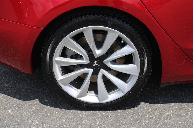 Used 2018 Tesla Model 3 Long Range AWD/4WD image 8