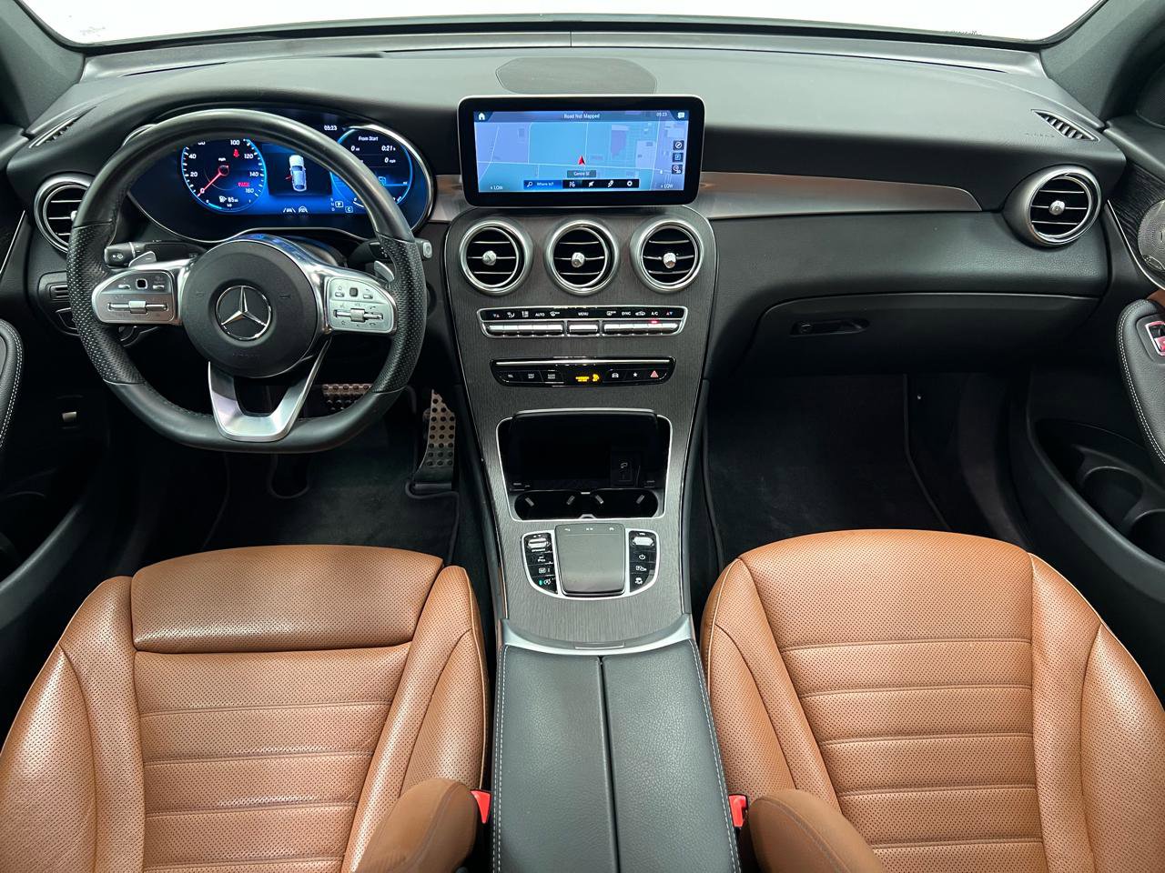 Used 2021 Mercedes-Benz GLC 300 4MATIC Coupe image 29