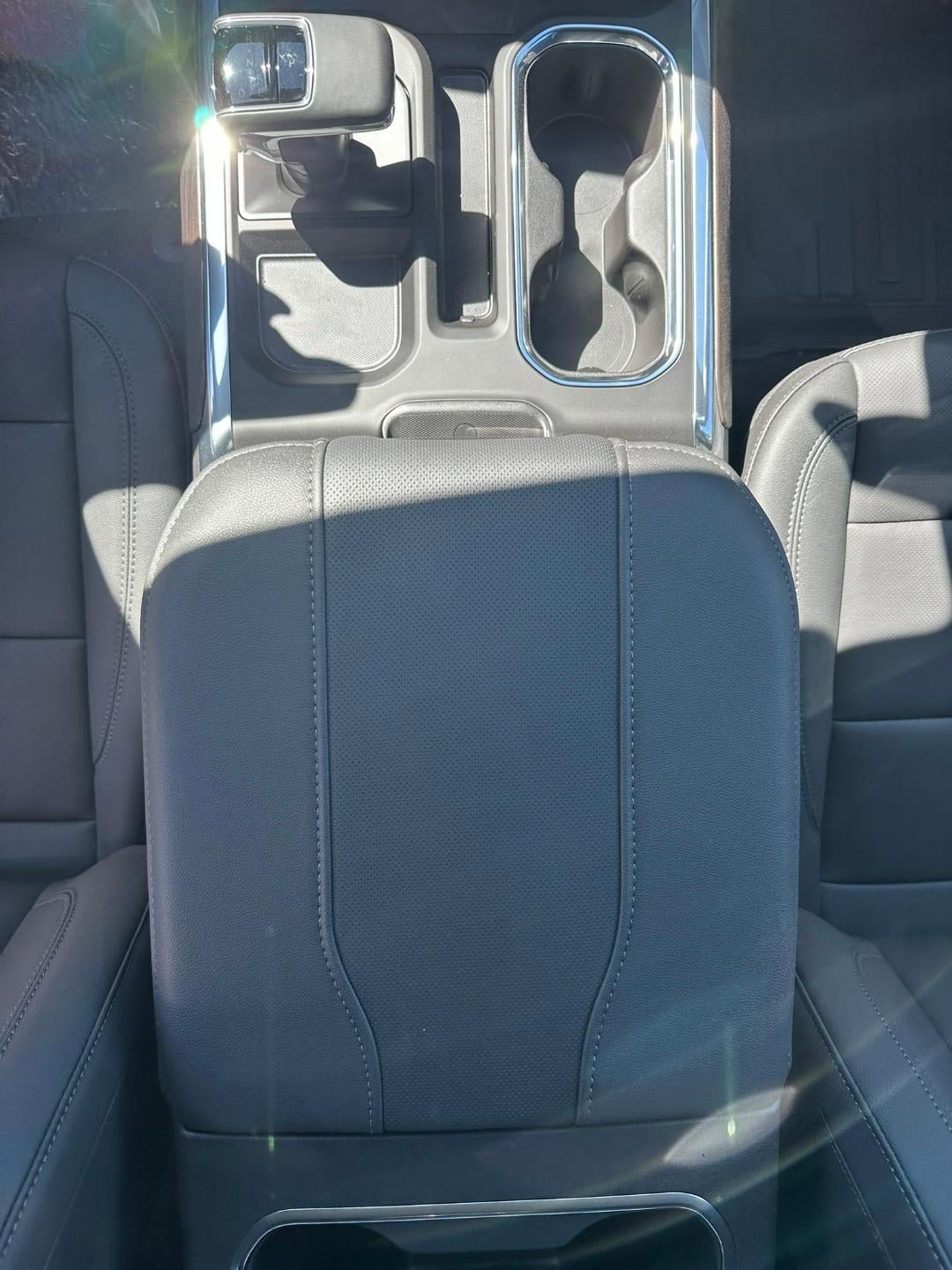 New 2026 GMC Sierra 1500 SLT w/ SLT Premium Plus Package AWD/4WD image 19