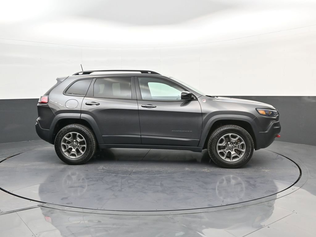 Used 2022 Jeep Cherokee Trailhawk w/ Premium Leather Package image 9