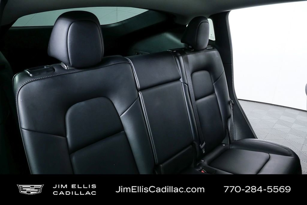 Used 2022 Tesla Model Y Long Range image 19