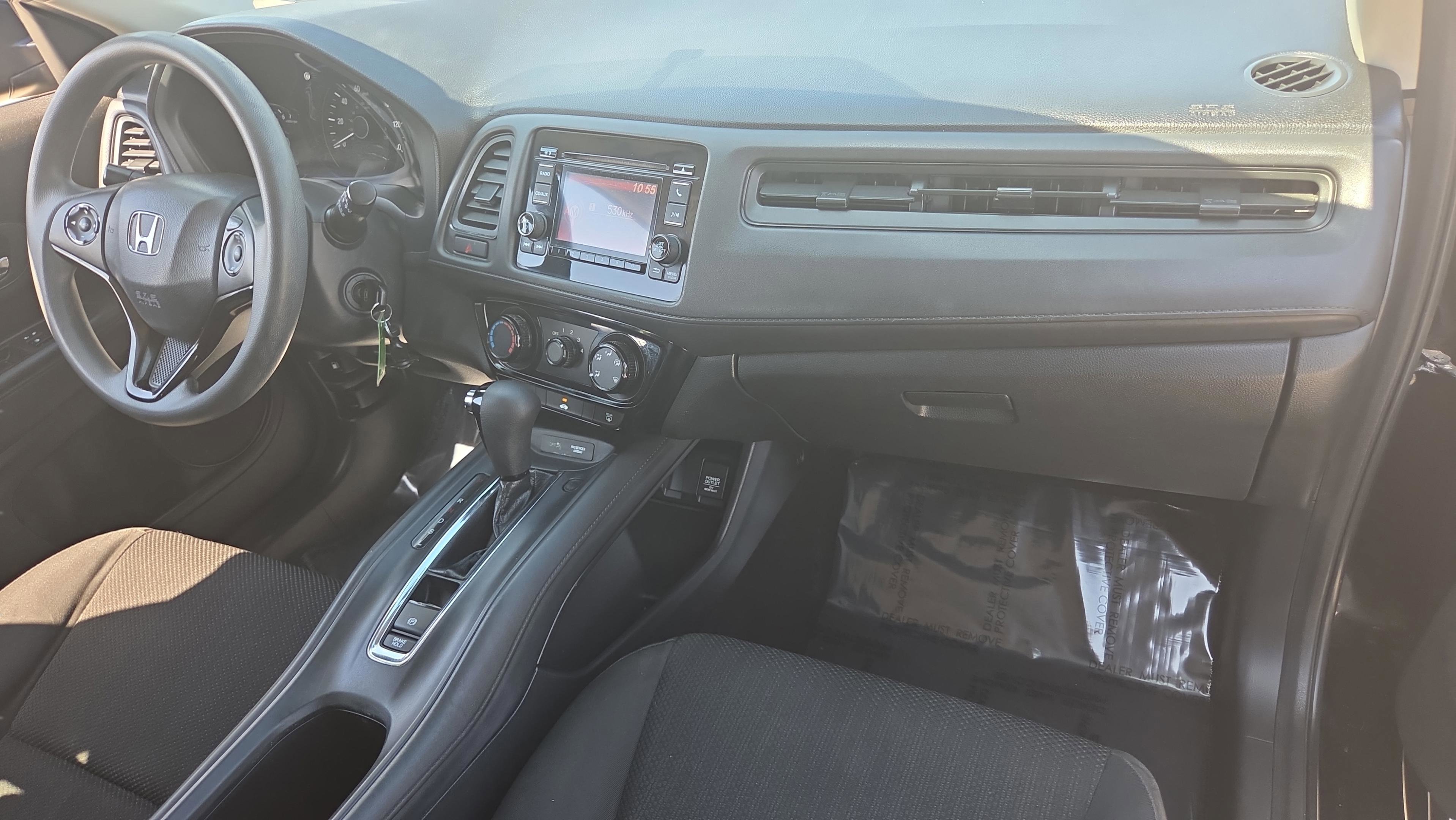 Used 2017 Honda HR-V LX image 17
