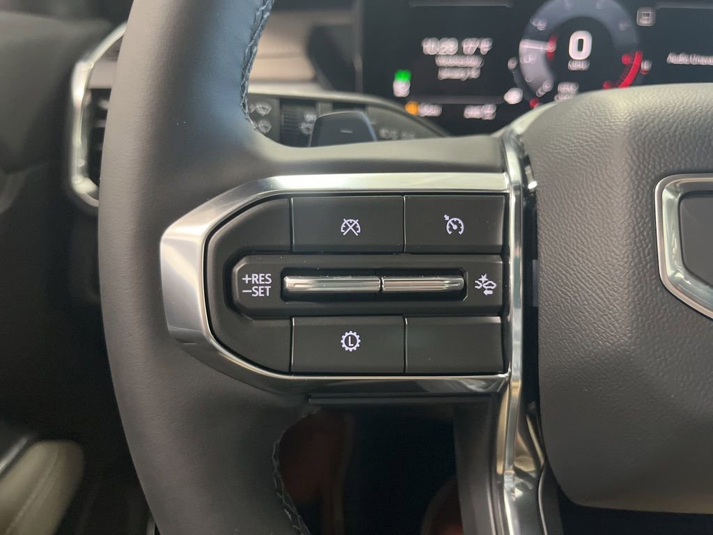 Used 2026 GMC Acadia Elevation w/ Black Edition AWD/4WD image 19