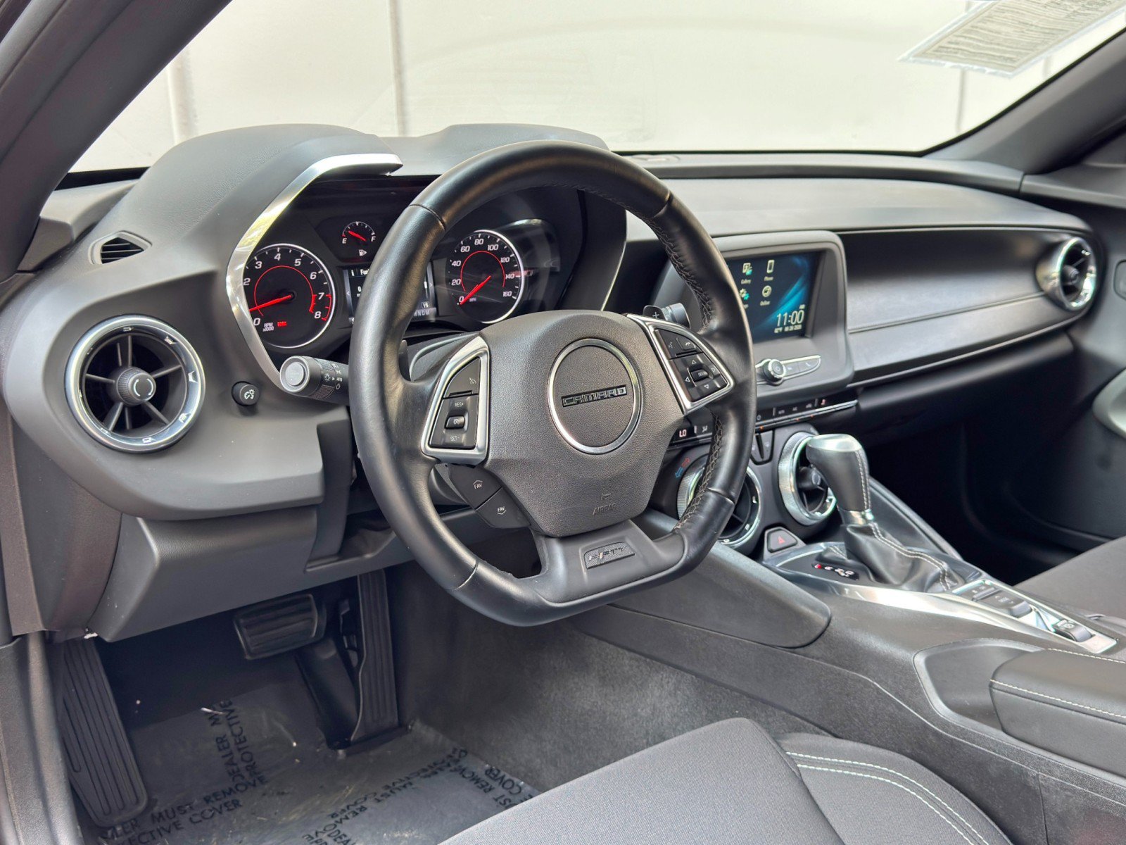 Used 2017 Chevrolet Camaro LT RWD image 12