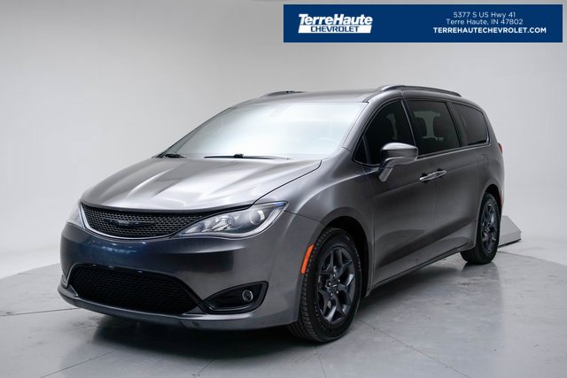 Used 2019 Chrysler Pacifica Touring-L w/ S Appearance Package