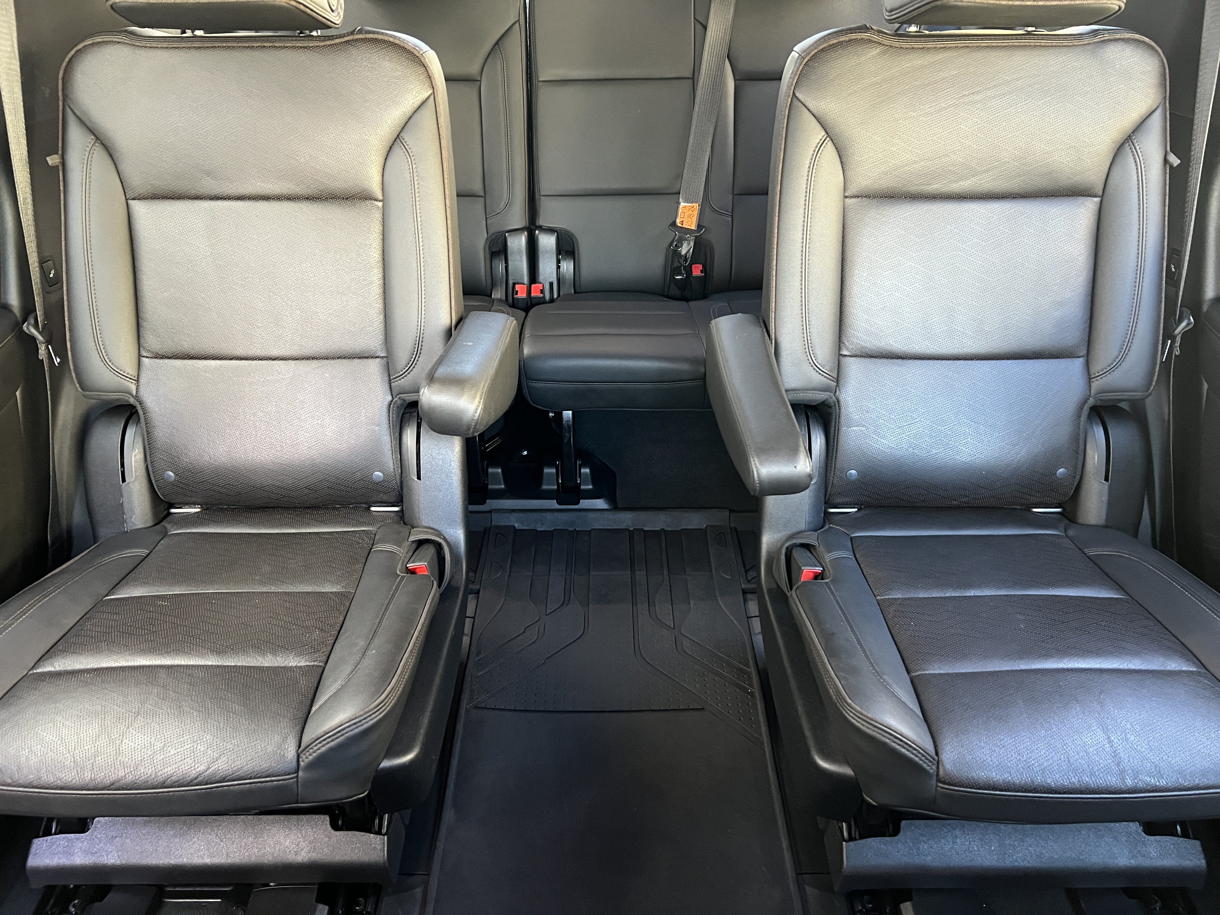 Used 2021 Chevrolet Tahoe High Country AWD/4WD image 15