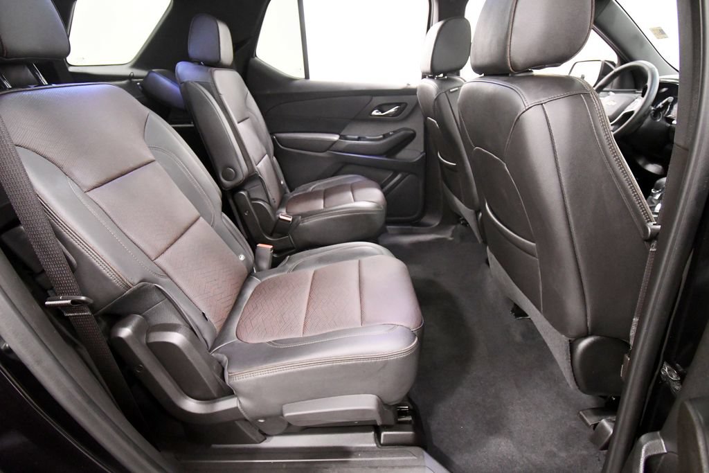 Used 2024 Chevrolet Traverse High Country AWD/4WD image 18