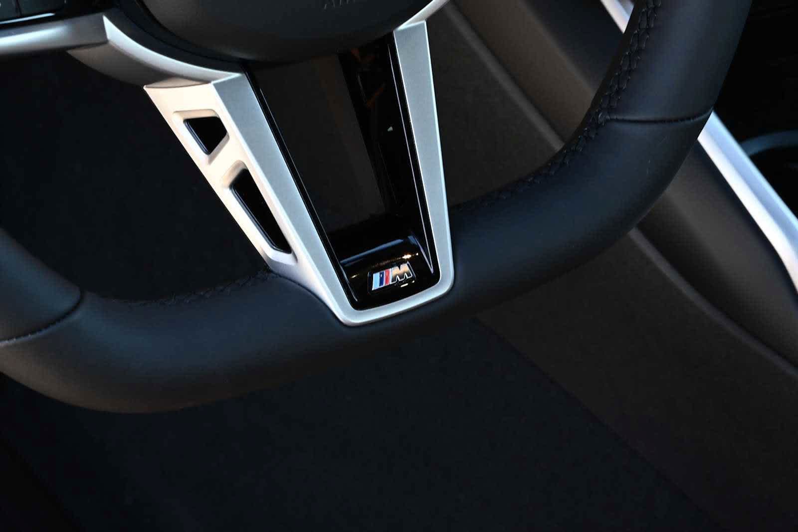 Used 2026 BMW 330i Sedan w/ M Sport Package RWD image 21