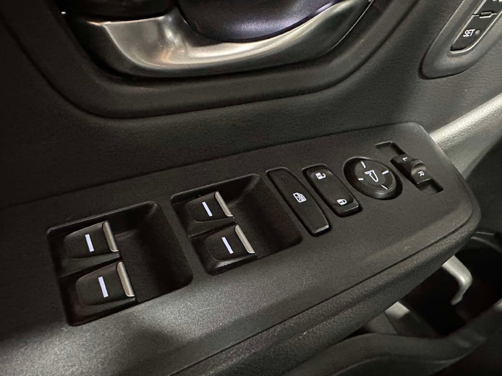 Certified 2024 Honda Pilot Touring image 32