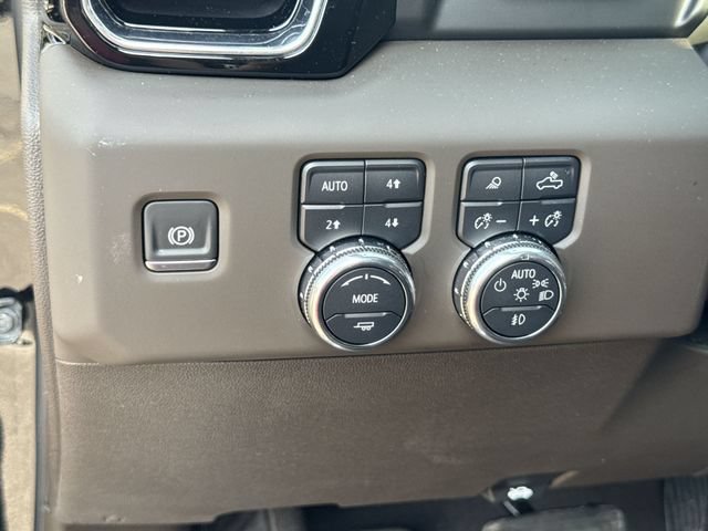 Used 2025 GMC Sierra 1500 Denali w/ Denali Reserve Package AWD/4WD image 36