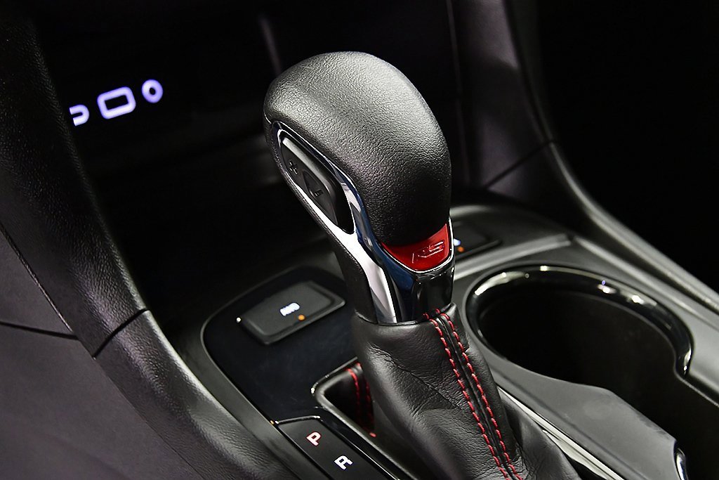 Used 2023 Chevrolet Equinox RS image 22