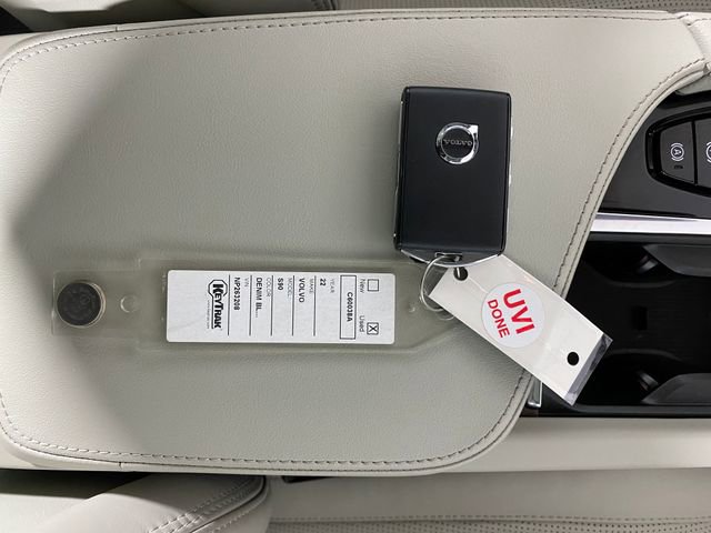 Used 2022 Volvo S90 B6 Inscription w/ Advanced Package image 31