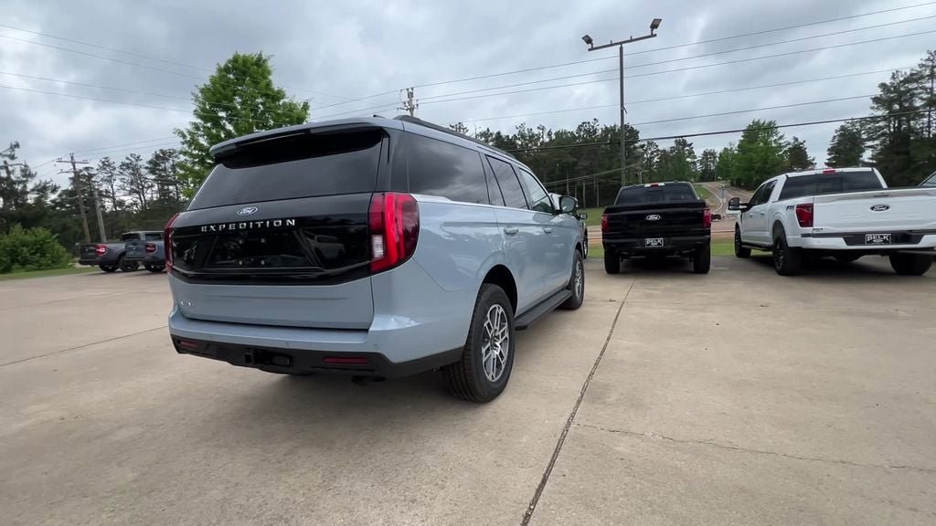 New 2026 Ford Expedition Active RWD image 6