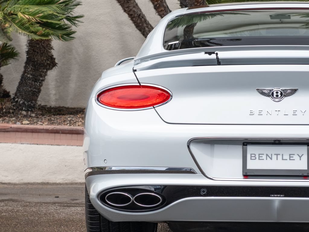 Used 2024 Bentley Continental GT AWD/4WD image 32