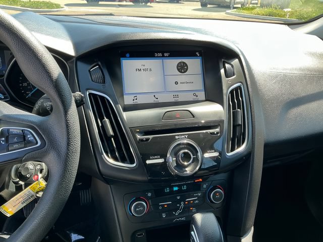 Used 2018 Ford Focus SEL FWD image 17