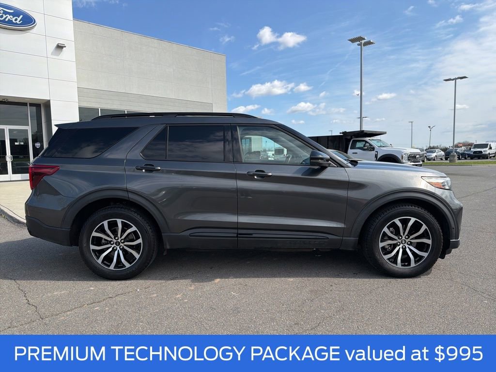 Used 2020 Ford Explorer ST w/ Premium Technology Package image 2