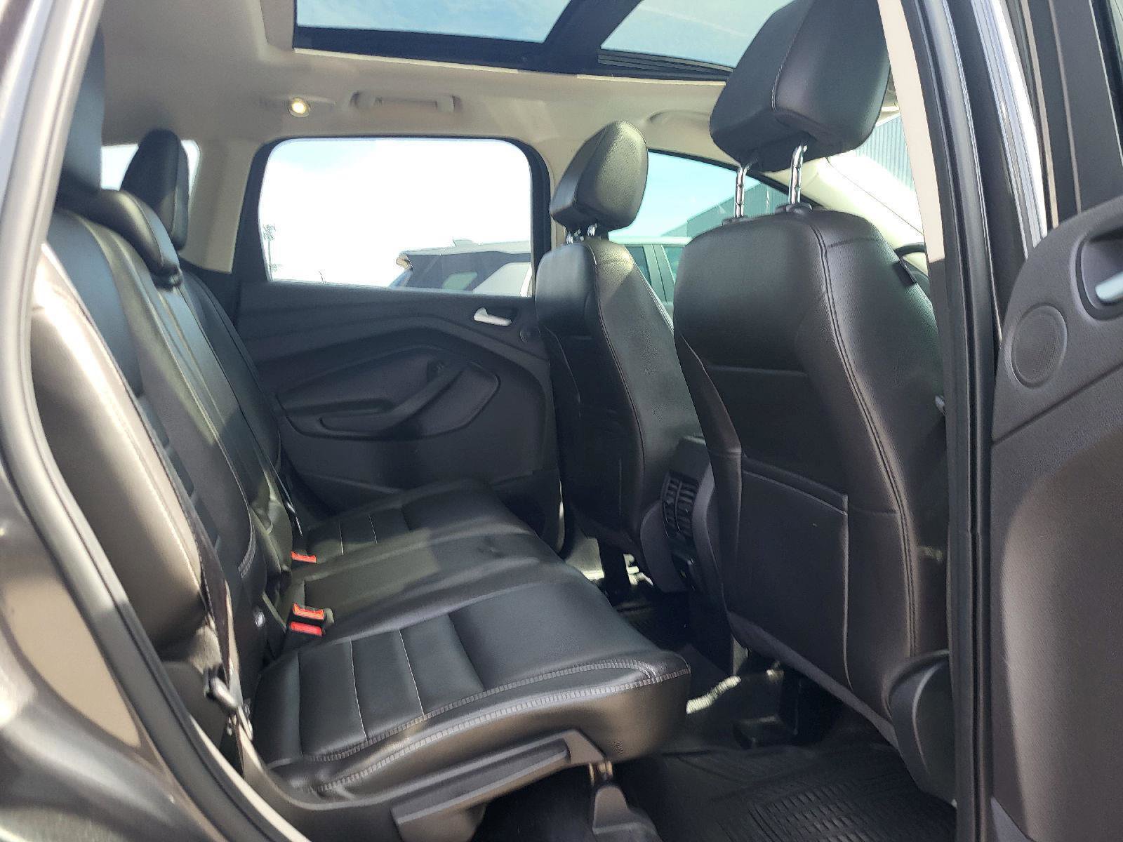 Used 2015 Ford Escape Titanium image 11