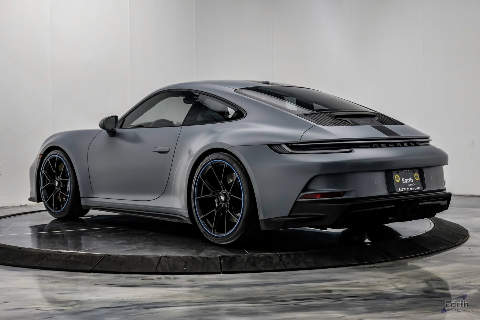 Used 2023 Porsche 911 GT3 RWD image 10