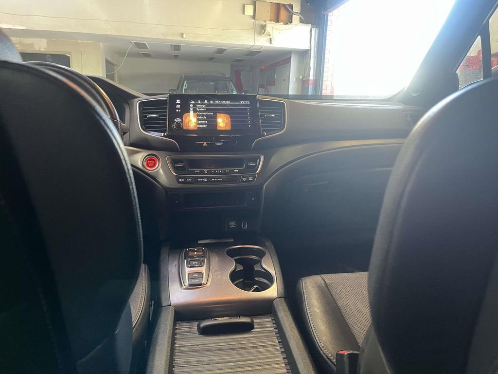 Used 2022 Honda Passport EX-L image 14