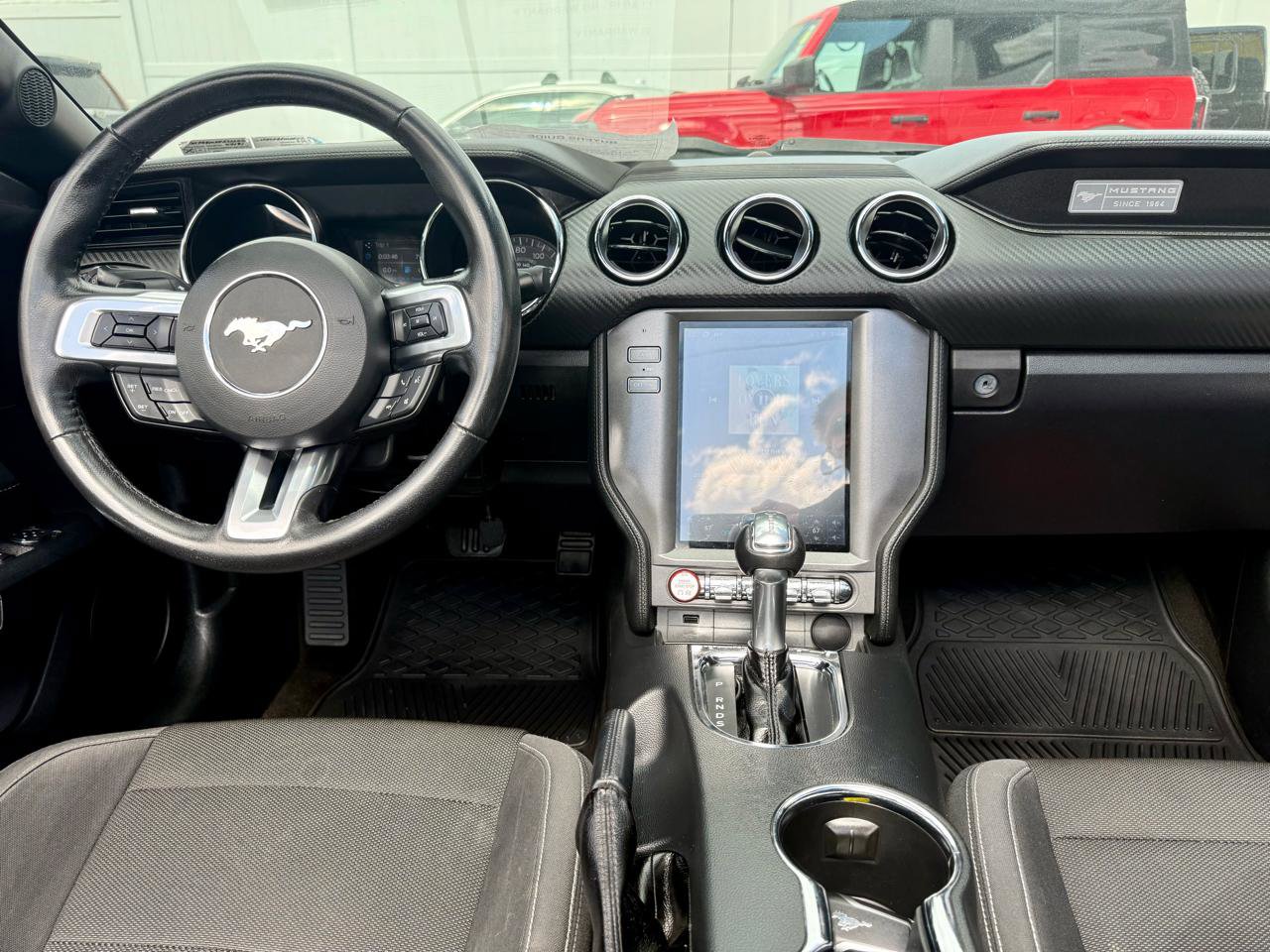 Used 2015 Ford Mustang Convertible w/ Equipment Group 051A RWD image 25