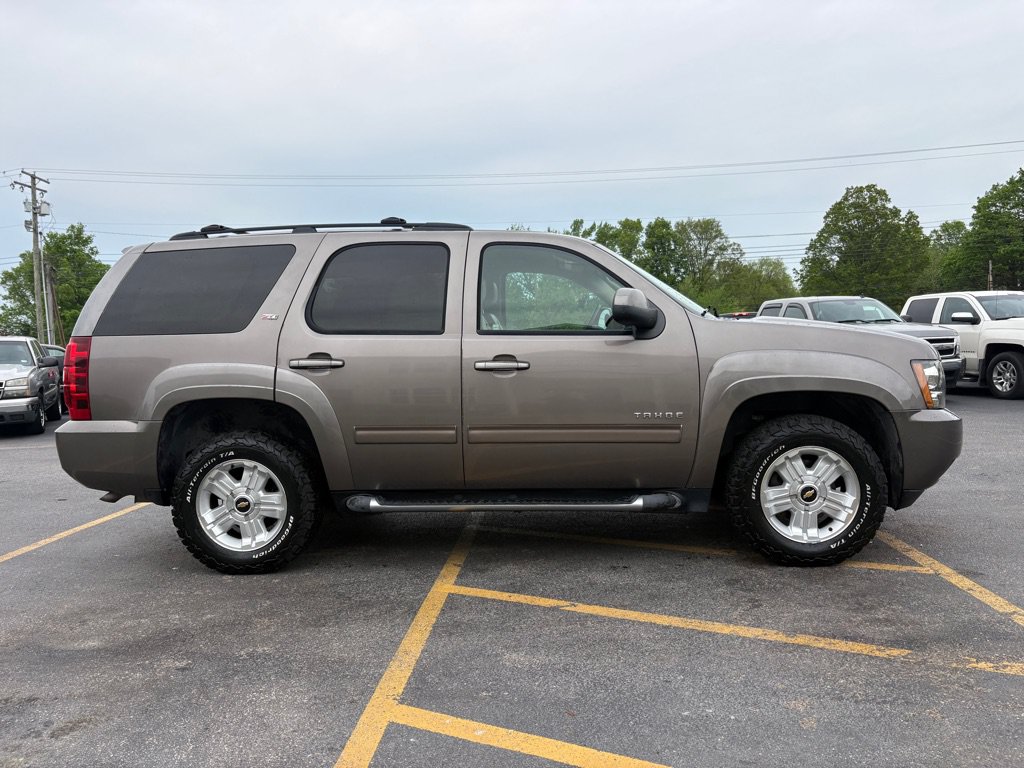 Used 2011 Chevrolet Tahoe LT w/ Suspension Package, Off-Road AWD/4WD image 5