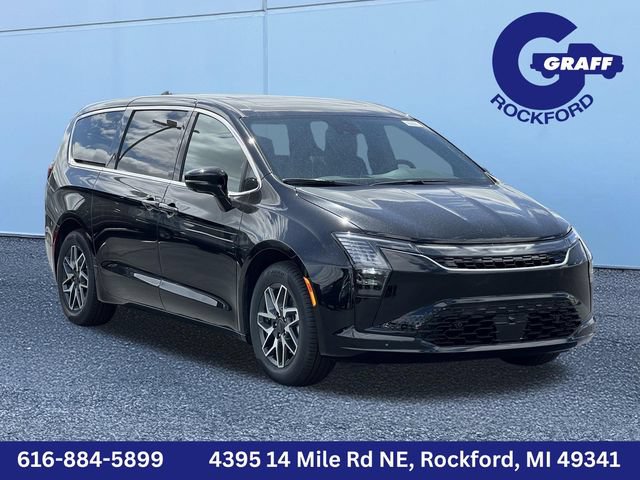 New 2027 Chrysler Pacifica Limited