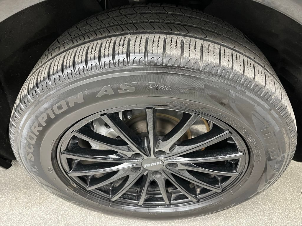 Used 2018 Audi Q5 2.0T Premium AWD/4WD image 18