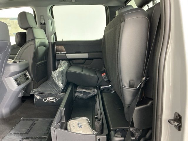New 2026 Ford F350 Lariat image 34
