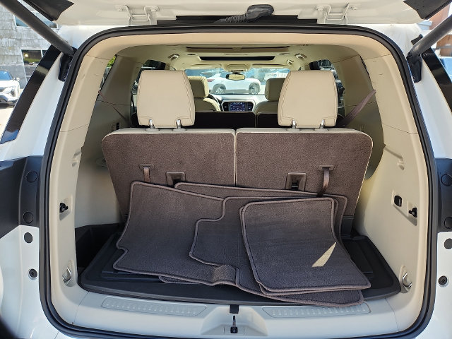 Used 2019 GMC Acadia Denali w/ Technology Package FWD image 30
