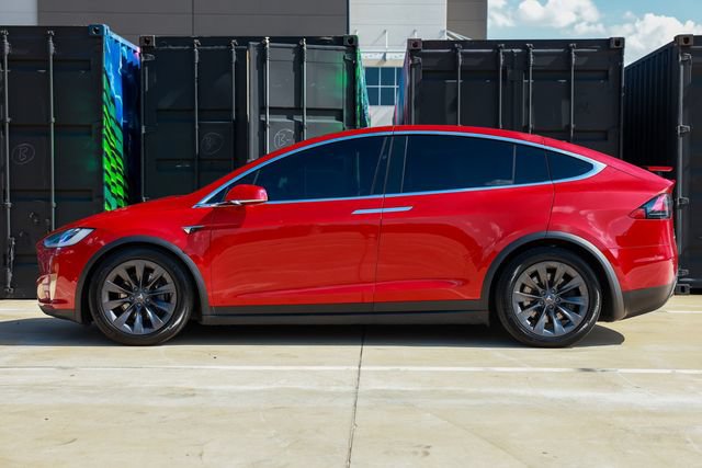 Used 2018 Tesla Model X 100D AWD/4WD image 4