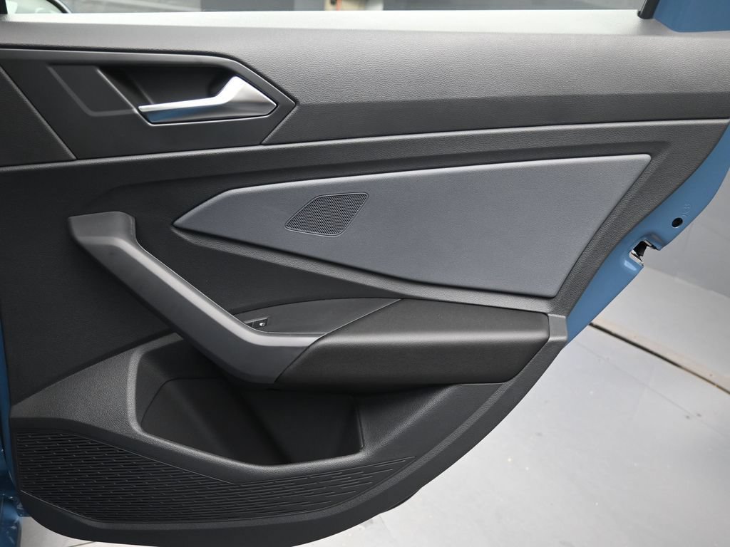New 2026 Volkswagen Jetta SE FWD image 25