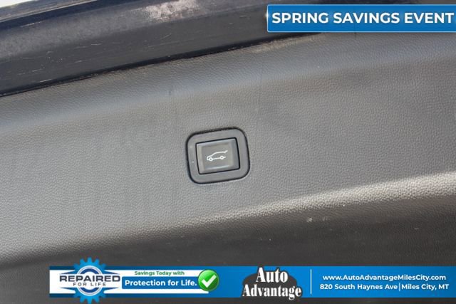 Used 2020 Buick Enclave Essence image 12