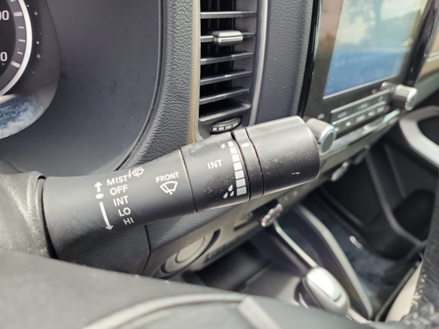 Used 2022 Nissan Frontier SV RWD image 25