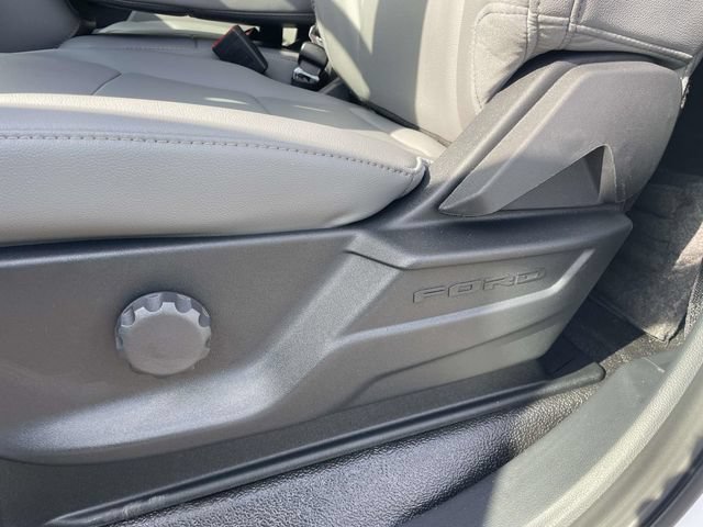 New 2026 Ford F350 XL w/ XL Driver Assist Package RWD image 13