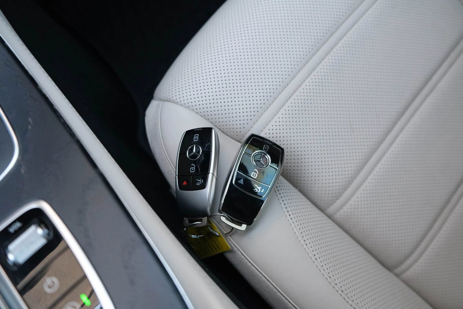 Used 2021 Mercedes-Benz E 53 AMG 4MATIC Sedan w/ Exterior Lighting Package image 53