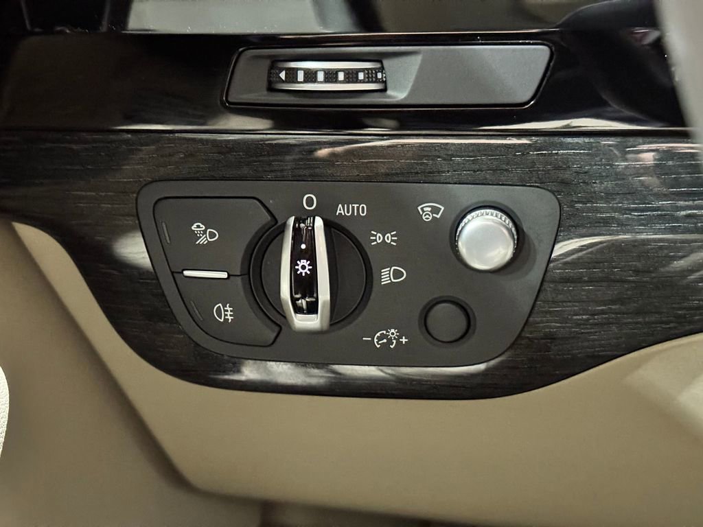 Used 2018 Audi Q7 3.0T Prestige w/ Prestige Package image 20