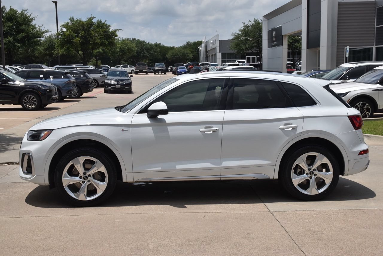 Used 2022 Audi Q5 2.0T Premium Plus w/ Premium Plus Package AWD/4WD image 12