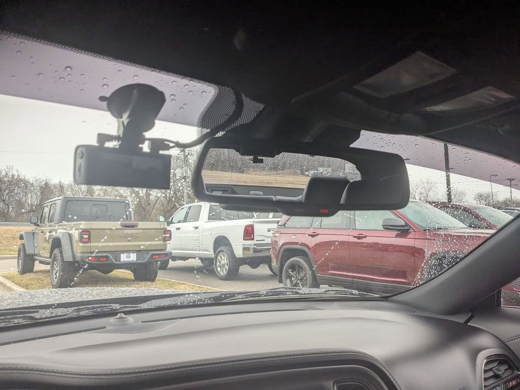 Used 2022 Dodge Challenger R/T Scat Pack w/ Plus Package image 32