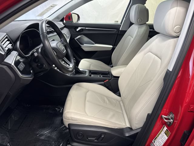 Used 2020 Audi Q3 2.0T Premium Plus w/ Premium Plus Package AWD/4WD image 10