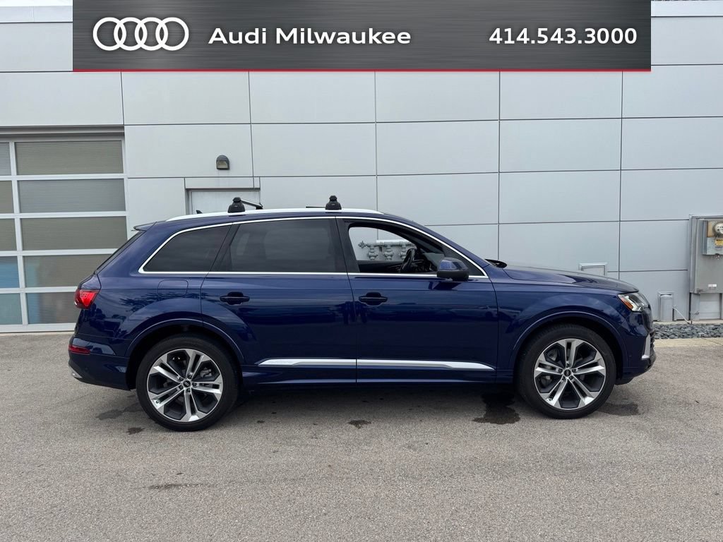 Used 2023 Audi Q7 3.0T Premium Plus w/ Premium Plus Package AWD/4WD image 3