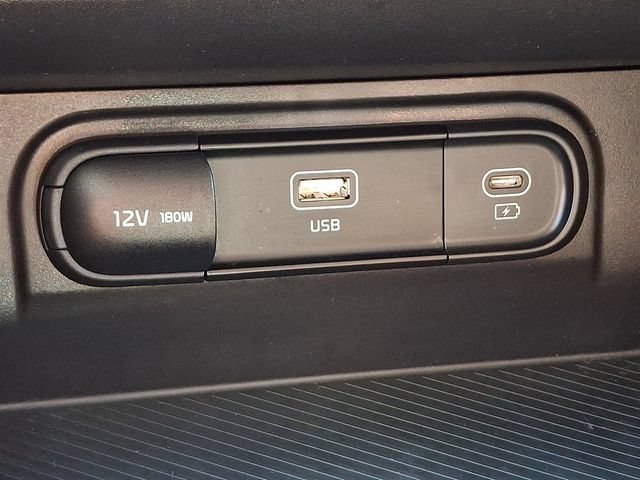 Used 2023 Kia Sportage LX AWD/4WD image 23
