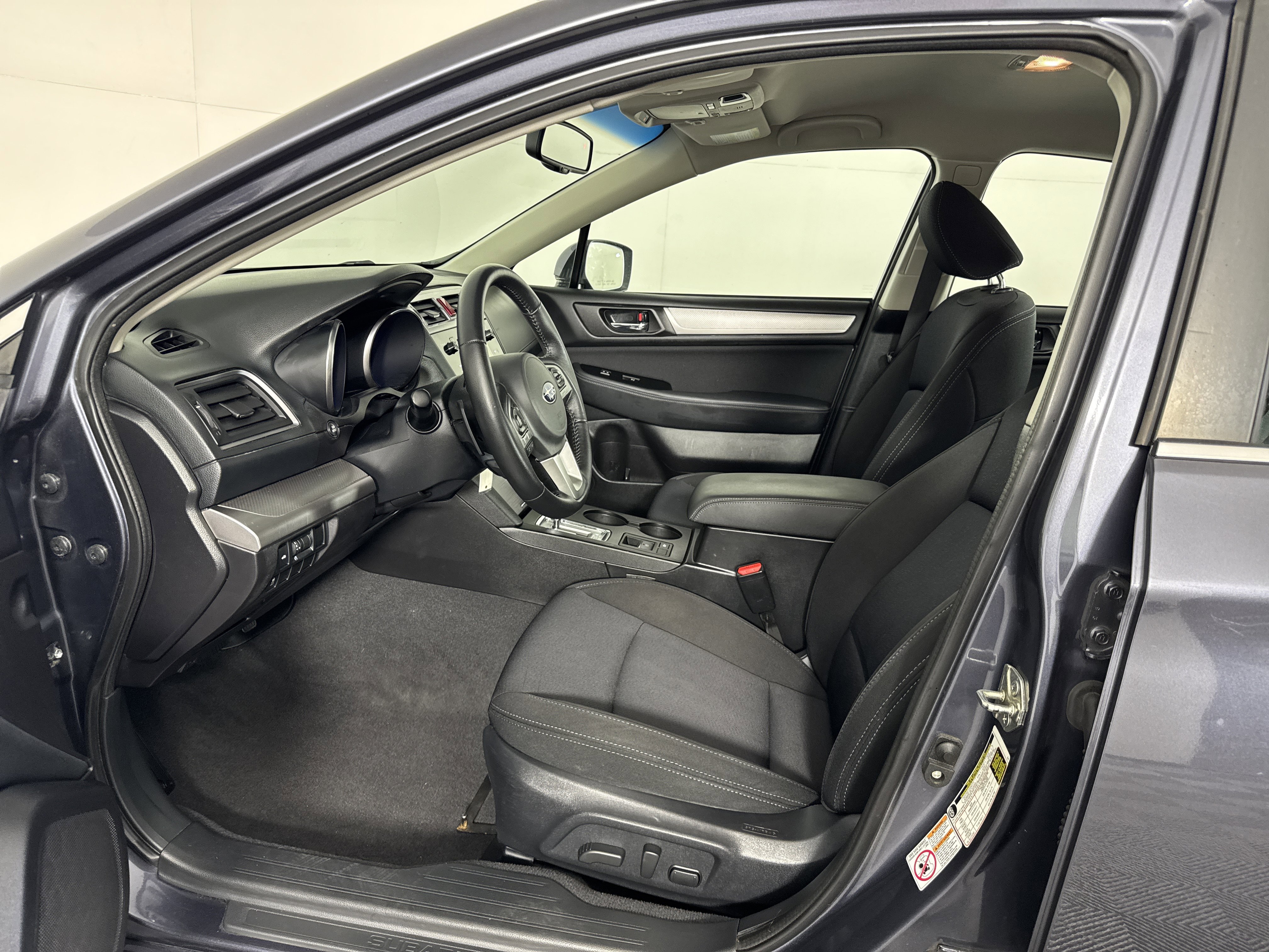 Used 2016 Subaru Legacy 2.5i Premium w/ Popular Package #1 AWD/4WD image 11