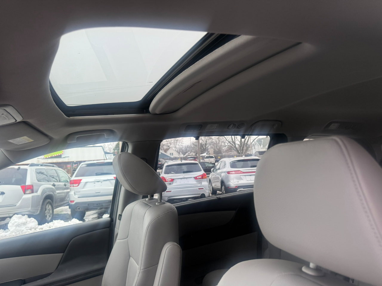 Used 2016 Honda Odyssey EX-L image 11