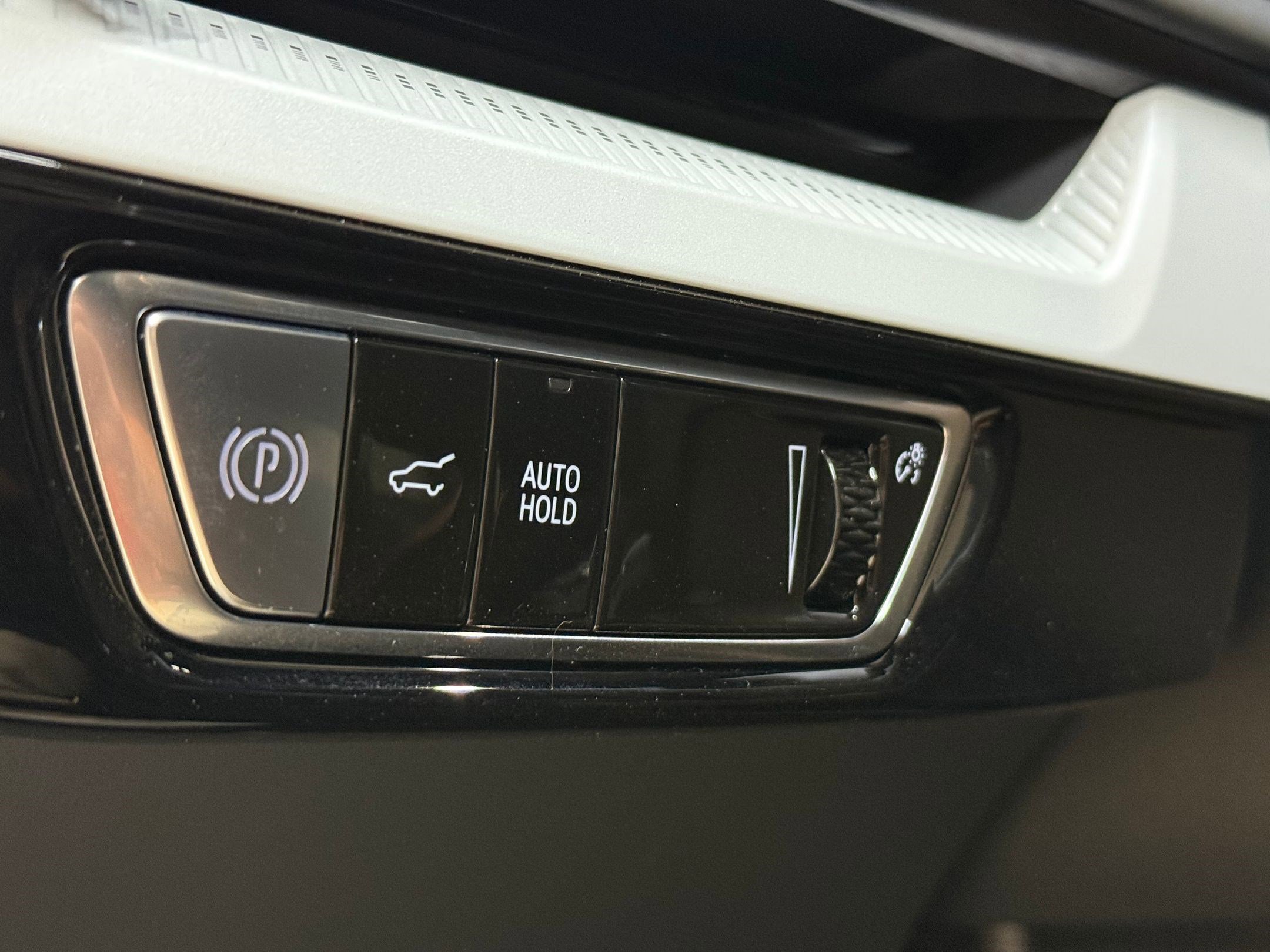 New 2026 Cadillac Optiq Sport 1 image 17