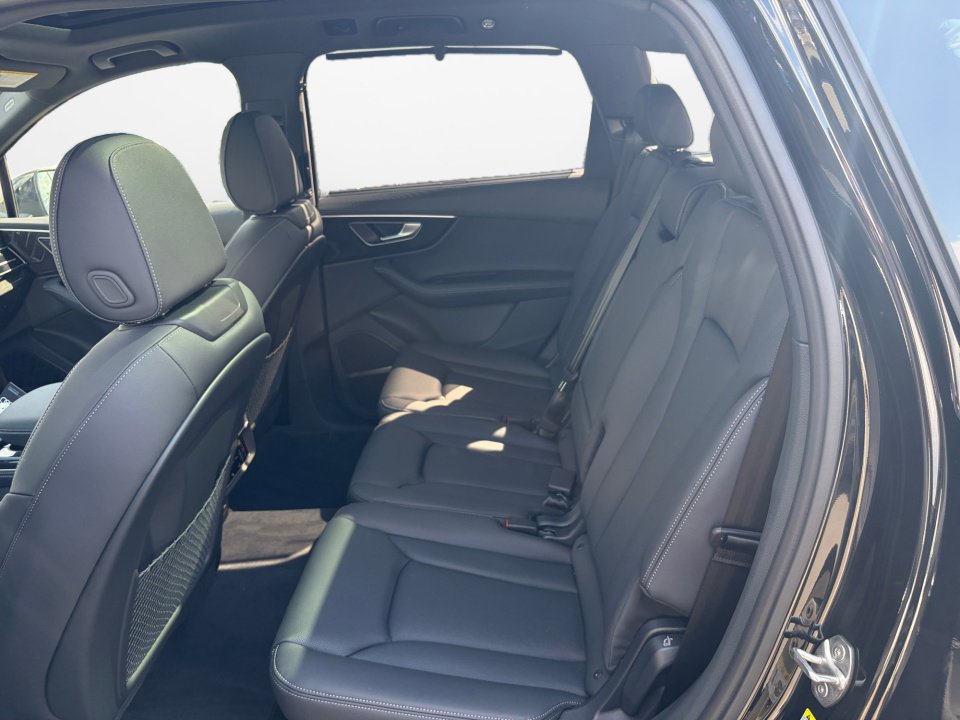 New 2026 Audi Q7 3.0T Premium Plus image 13