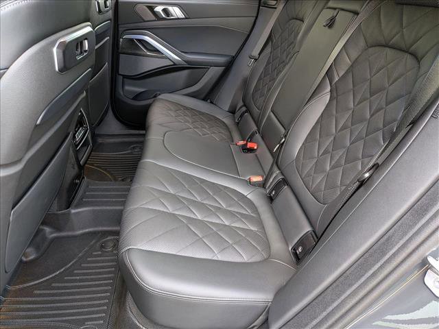 Used 2025 BMW X6 M60i w/ Executive Package image 20