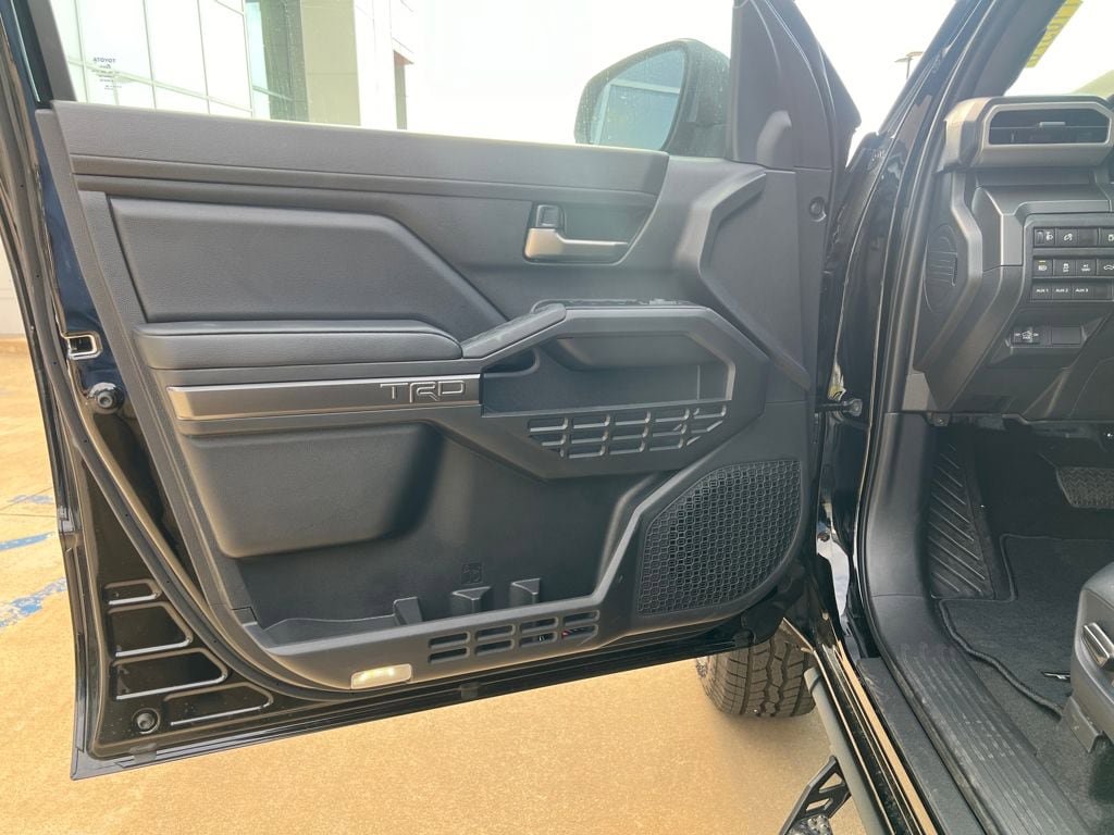 New 2026 Toyota Tacoma TRD Off-Road w/ TRD Off Road Premium Package image 11