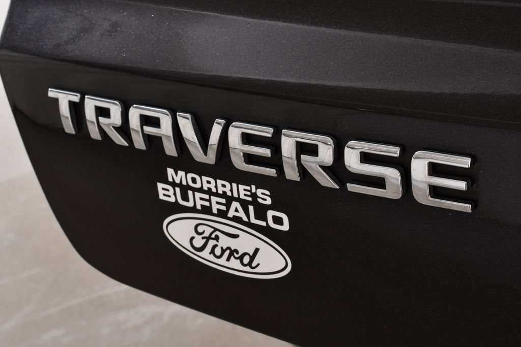 Used 2017 Chevrolet Traverse LT w/ Style and Technology Package FWD image 23